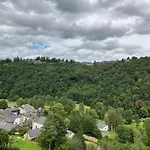 Semesterbostad Au Calme Rochehaut